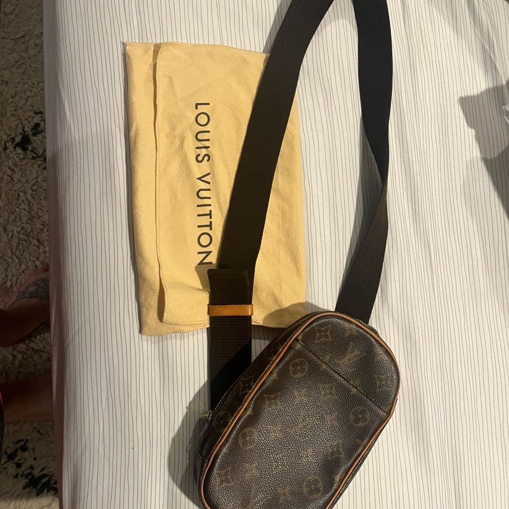 Louis Vuitton Brown Monogram POCHETTE GANGE